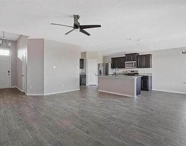 9805 Summerton Drive - Photo Thumbnail 2
