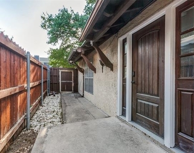 14372 Haymeadow Circle - Photo Thumbnail 4