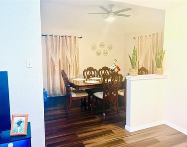 3408 Beech Street - Photo Thumbnail 7