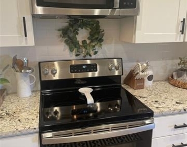 1638 Merchant Street - Photo Thumbnail 7