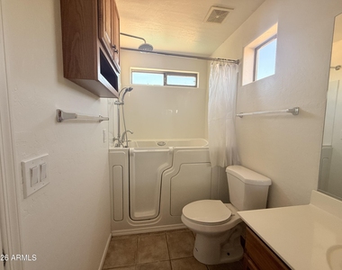 2618 N 107th Lane - Photo Thumbnail 21