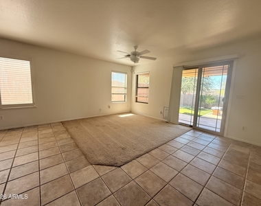 2618 N 107th Lane - Photo Thumbnail 26