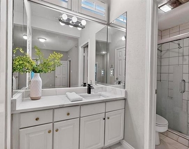 3105 San Jacinto Street - Photo Thumbnail 21