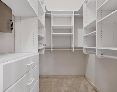 3105 San Jacinto Street - Photo Thumbnail 28