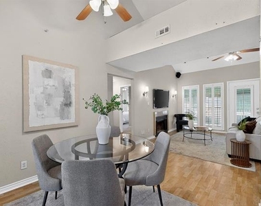 3105 San Jacinto Street - Photo Thumbnail 10