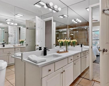 3105 San Jacinto Street - Photo Thumbnail 20