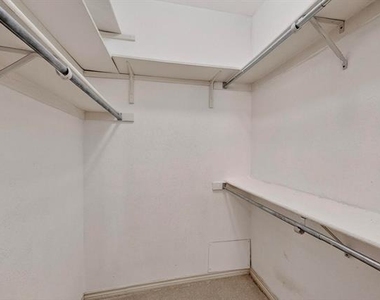 3105 San Jacinto Street - Photo Thumbnail 29