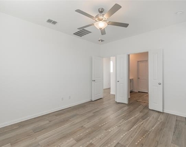 1275 Western Yarrow Avenue - Photo Thumbnail 12