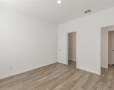 1275 Western Yarrow Avenue - Photo Thumbnail 18