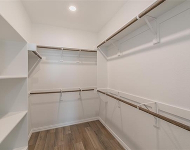 1275 Western Yarrow Avenue - Photo Thumbnail 13