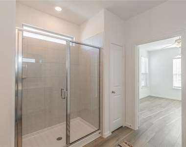 1275 Western Yarrow Avenue - Photo Thumbnail 15