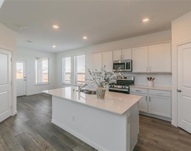 1275 Western Yarrow Avenue - Photo Thumbnail 6