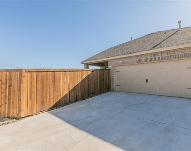1275 Western Yarrow Avenue - Photo Thumbnail 30