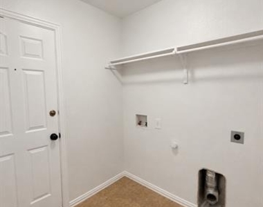 1501 Toucan Drive - Photo Thumbnail 16