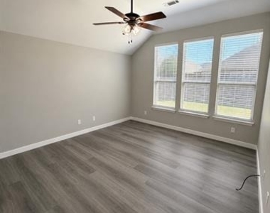 1501 Toucan Drive - Photo Thumbnail 20