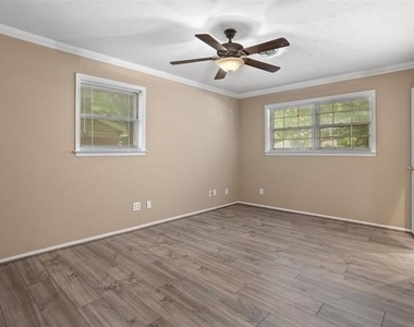 6948 Valhalla Road - Photo Thumbnail 23