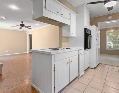 6948 Valhalla Road - Photo Thumbnail 12
