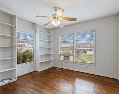 3721 Marks Place - Photo Thumbnail 9