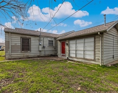3721 Marks Place - Photo Thumbnail 14