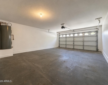 43250 W Estrada Street - Photo Thumbnail 25