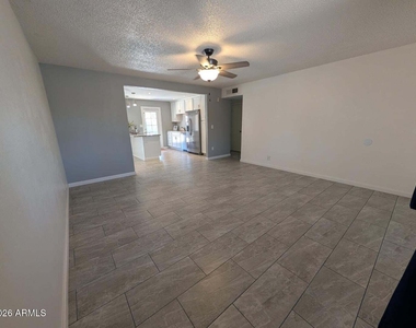 1711 S Hardy Drive - Photo Thumbnail 4