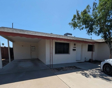 1711 S Hardy Drive - Photo Thumbnail 2