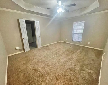 2 Hastings Court - Photo Thumbnail 8
