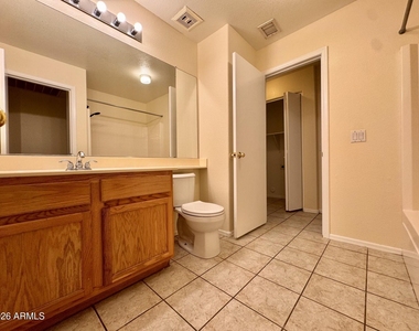 21303 N 79th Drive - Photo Thumbnail 13