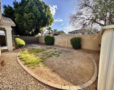 21303 N 79th Drive - Photo Thumbnail 18