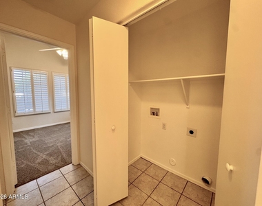21303 N 79th Drive - Photo Thumbnail 14