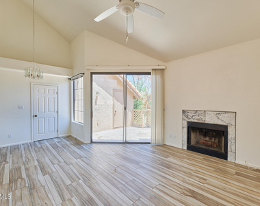 1001 N Pasadena -- - Photo Thumbnail 5