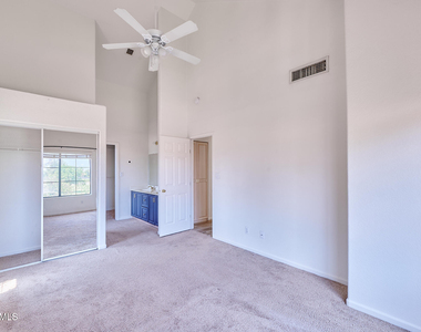 1001 N Pasadena -- - Photo Thumbnail 14
