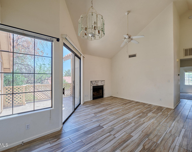 1001 N Pasadena -- - Photo Thumbnail 6