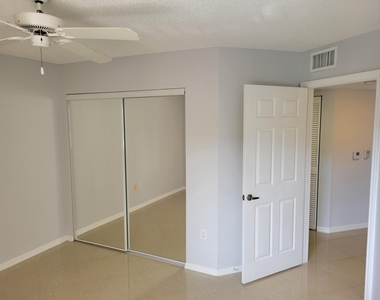 7878 Trent Drive - Photo Thumbnail 2