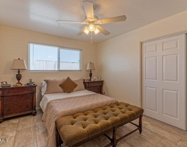 4332 N 27th Street - Photo Thumbnail 5