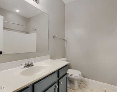 1225 N 36th Street - Photo Thumbnail 13