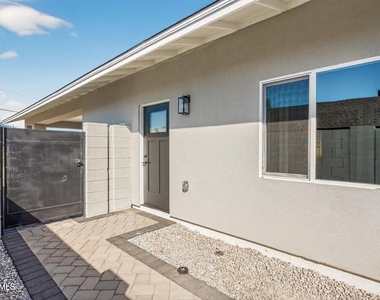 739 S Central Avenue - Photo Thumbnail 9