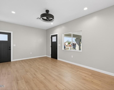 739 S Central Avenue - Photo Thumbnail 32