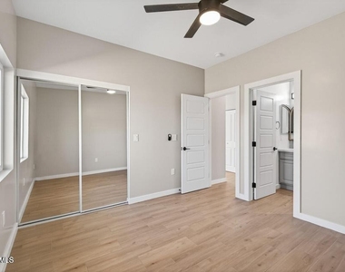 739 S Central Avenue - Photo Thumbnail 19
