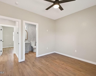 739 S Central Avenue - Photo Thumbnail 18