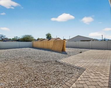 739 S Central Avenue - Photo Thumbnail 45
