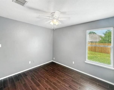 4720 Topaz Lane - Photo Thumbnail 31