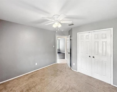 4720 Topaz Lane - Photo Thumbnail 29