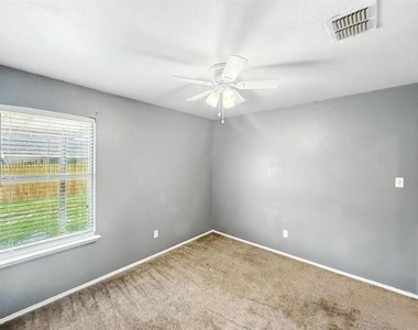 4720 Topaz Lane - Photo Thumbnail 27