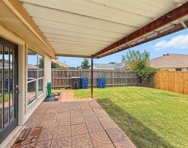 4720 Topaz Lane - Photo Thumbnail 35
