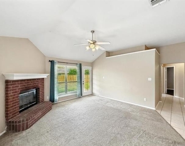 4720 Topaz Lane - Photo Thumbnail 8