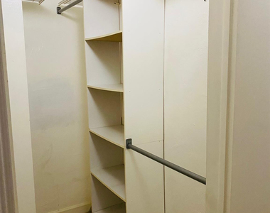1301 N 12th Court - Photo Thumbnail 7