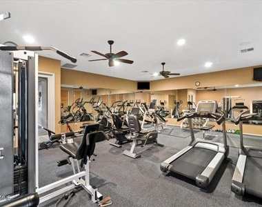 11500 E Cochise Drive - Photo Thumbnail 23