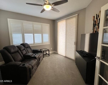 11500 E Cochise Drive - Photo Thumbnail 10
