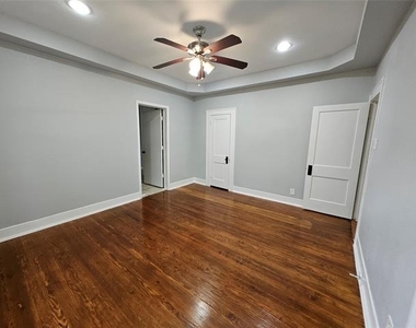 5311 Richard Avenue - Photo Thumbnail 14